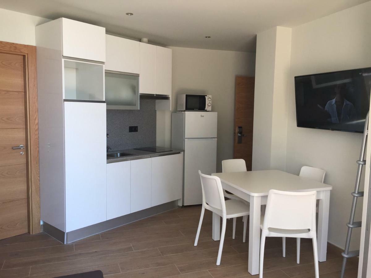 Apartamentos Playa De Los Barcos Isla Plana Εξωτερικό φωτογραφία