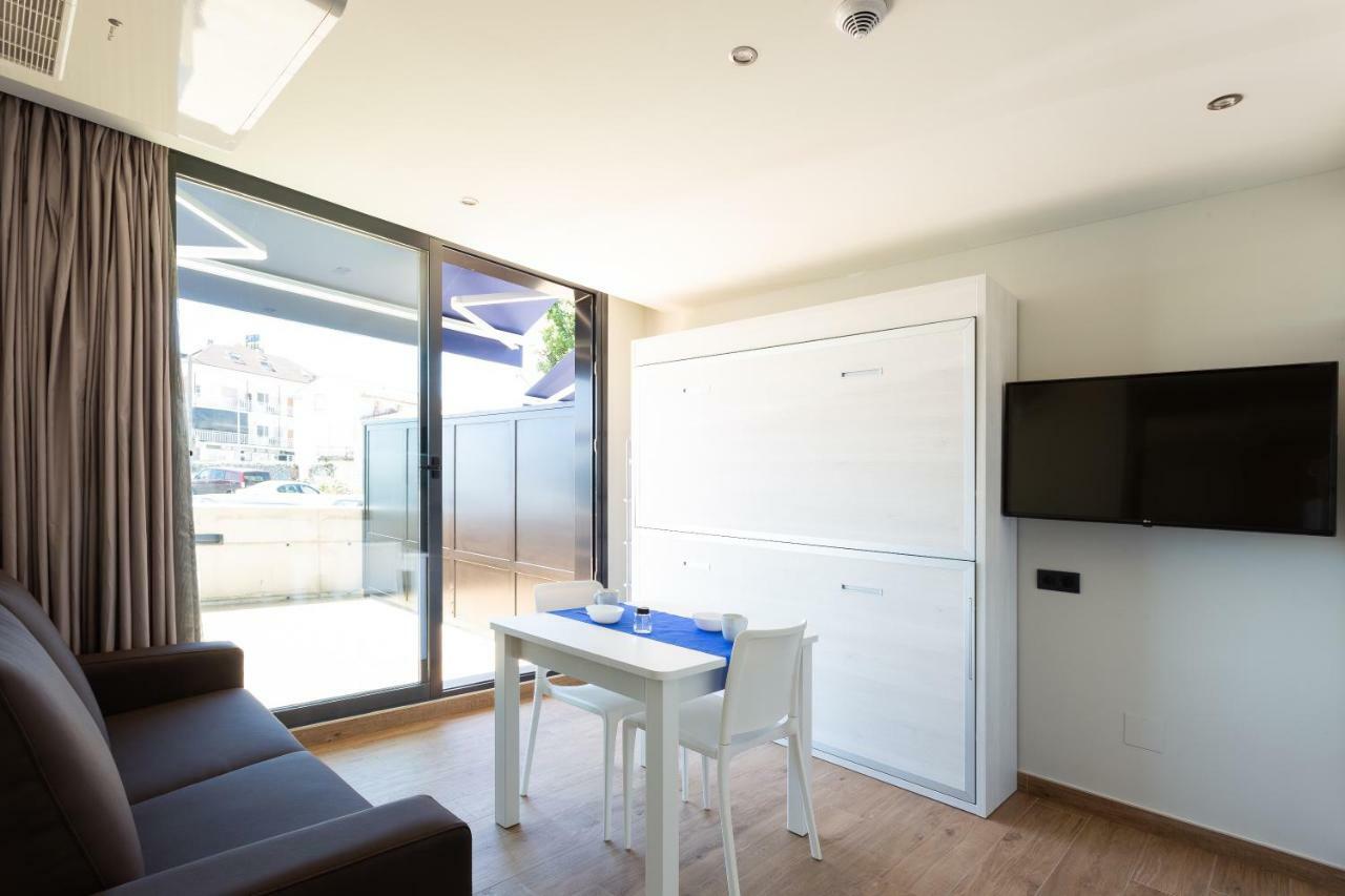 Apartamentos Playa De Los Barcos Isla Plana Εξωτερικό φωτογραφία