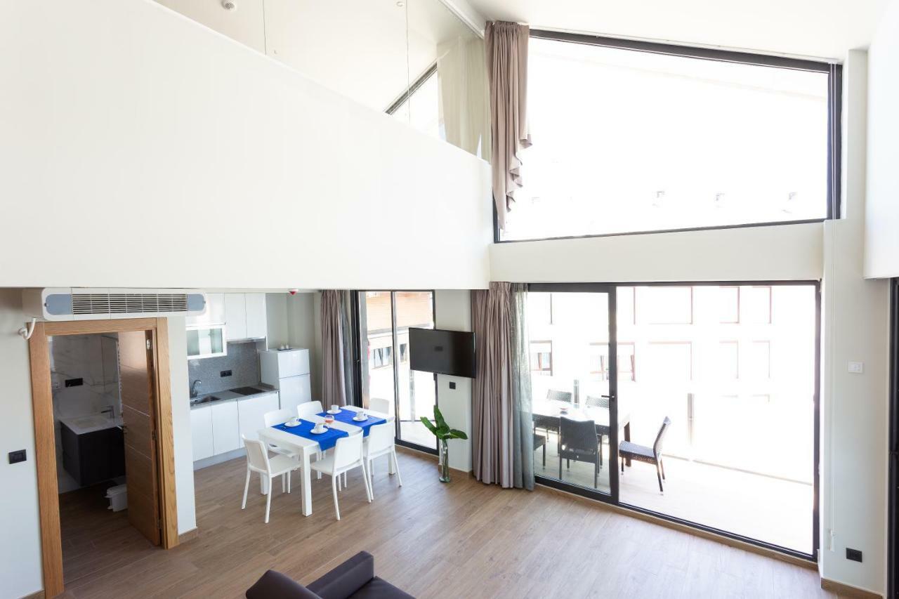 Apartamentos Playa De Los Barcos Isla Plana Εξωτερικό φωτογραφία