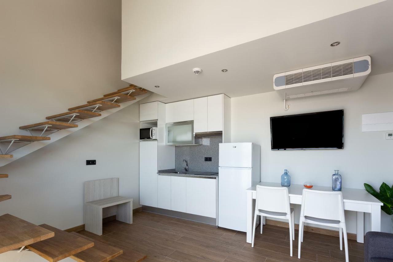Apartamentos Playa De Los Barcos Isla Plana Εξωτερικό φωτογραφία